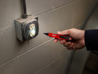 Detector de voltaje con luz Led CAT IV 1000 V Milwaukee 2202-20