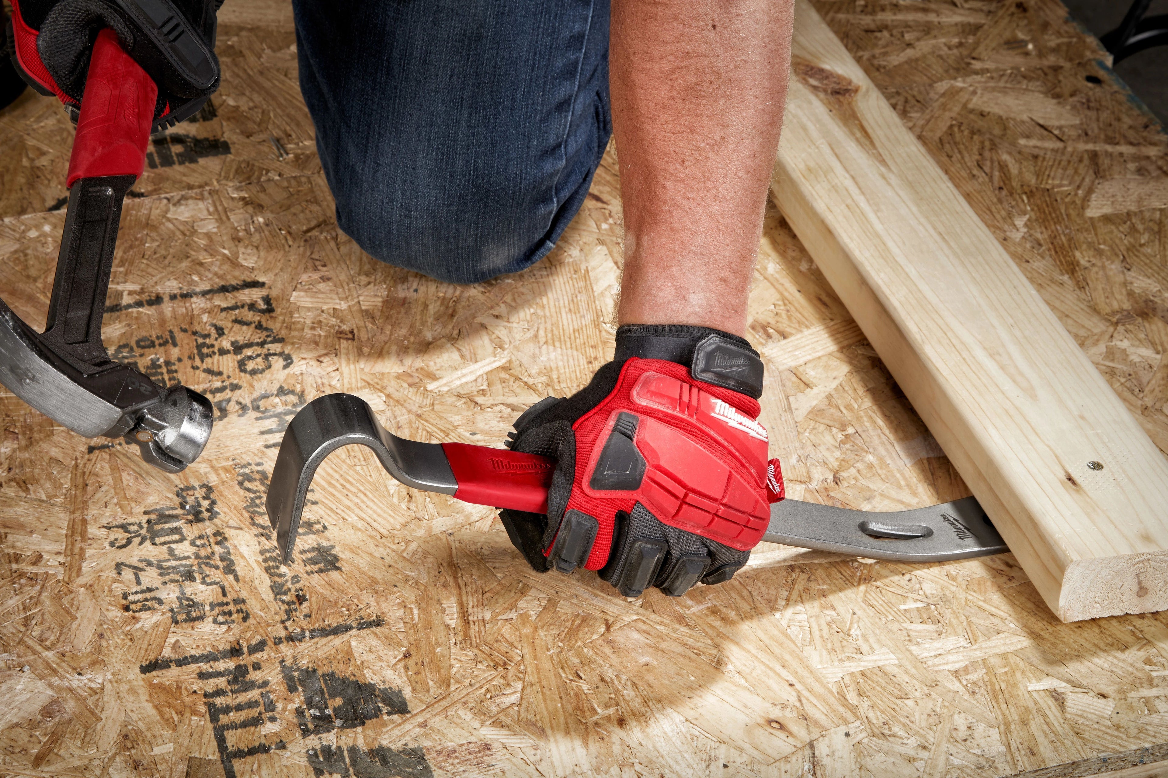 Barra de palanca de 15″ forjado en acero Milwaukee 48-22-9035