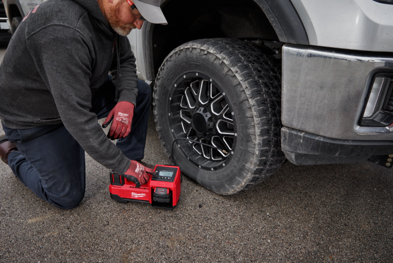 Inflador de neumáticos M18 capacidad 150 Psi Milwaukee 2848-20