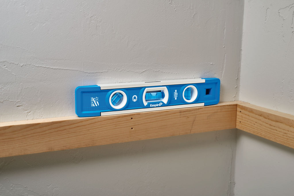 NIVEL TORPEDO MAGNETICO 9" EMPIRE EM81.9